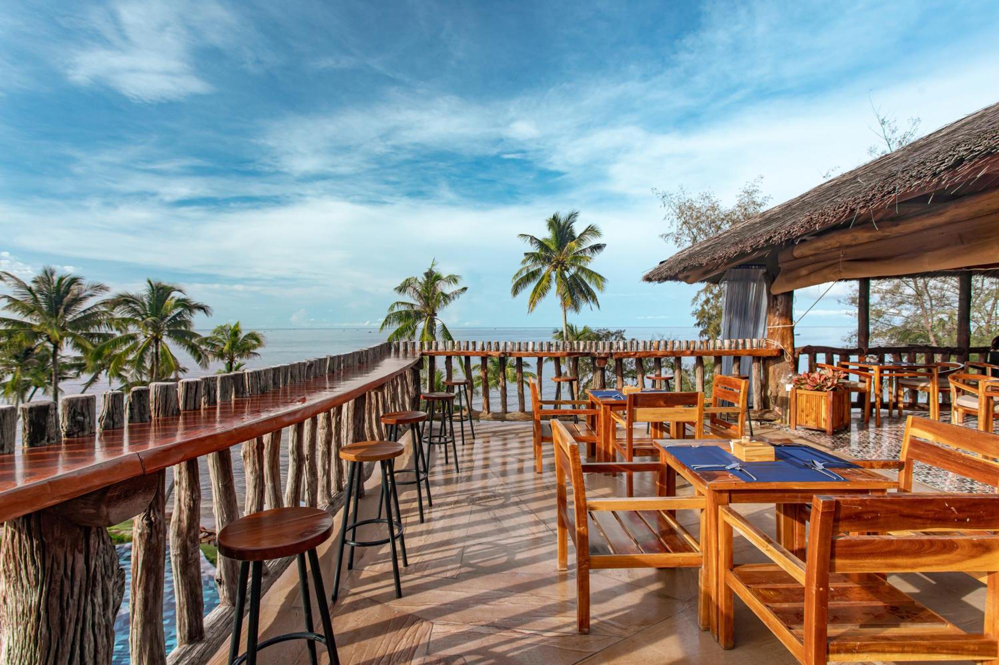 Grand Ocean Bay Resort Дуонг-Донг Экстерьер фото