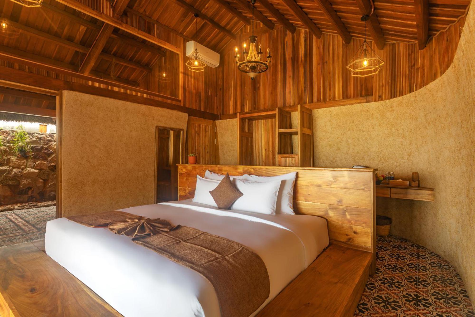 Grand Ocean Bay Resort Дуонг-Донг Экстерьер фото